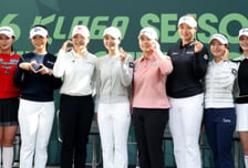 [포토]'하트로 하나된'KLPGA 12 홍보대사