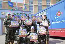 "남수단 파병 '한빛부대' 응원합니다"...도미노피자, 파티카로 피자 전달
