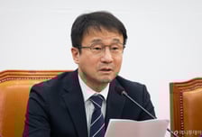 한병도 "31일 법사위원장 새로 선출...野에 줄 생각, 추호도 없다"