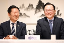 "대구 희망 약속해 달라" 김부겸에...정청래 "필승카드, 전폭 지원"