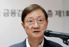 해외 사모대출 펀드 '불판' 이슈로…이찬진 "제대로 설명했는지 의문"