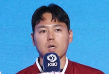 [포토] 하영민 '키움 컬러 포기 못하쥬'