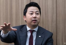 '여론조사 왜곡' 장예찬 여의도연구원 부원장 사퇴