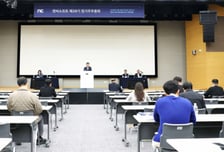 엔씨, 사명서 '소프트' 뗐다…박병무 대표 "게임 넘어 플랫폼·IT 확장"