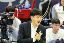 [포토]'선수들 독려하는' 이영택 감독