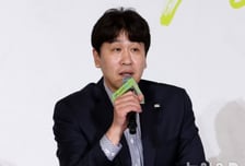 1위하고도 짐 싼 김종민 감독... 도로공사, 폭행 혐의에 '빠른 결별' 택했다 "챔프전은 김영래 대행 체제"