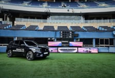 "시구자가 탄 차, 그랑 콜레오스네?"…르노코리아, 야구팬과 접점 넓힌다