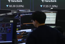 외국인, 코스피서 3조8천억 또 던졌다…삼성전자 18만원 또 붕괴