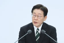 靑 "6월 'G7 정상회의' 참석 검토…프랑스 측이 초청"