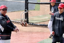 [포토]'잠은 푹 잔겨?' 이범호 감독