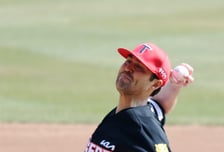 [포토]역투하는 네일