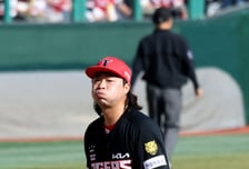 [한번에쓱]5-0리드 7회말 등판한 김범수'무사 만루에서 강판'
