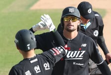 [포토] 힐리어드 '고마워 류현인'
