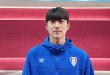 "수원 승격 실패, 나 자신이 싫었다" 눈시울 붉힌 김민준, '이정효 극찬' 부활 원동력은 "팬들이 SNS에..." [용인 현장]