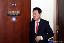 장동혁 "민주당 출마자들, '범죄자 전성시대'…국민이 오만함 심판"