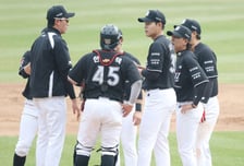 [포토] 흔들리는 소형준