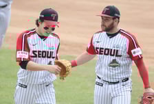 [포토] 임찬규 '이제야 웃어요'