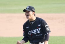 [포토] 박영현 포효, 우승으로 가자