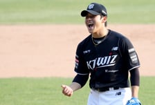 [포토] 박영현 '세상 다 얻은 표정'