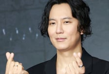 콘서트가 아니라고? 김남길, 5시간 팬미팅…세트리스트만 20곡