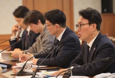 김민석 총리 "반려동물 소관부처, 철학적 문제…총리실서 다룰 것"