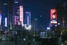 서울시, '옥외전광판 밝기' 낮춘다…주간 밝기 7000cd/㎡ 이하