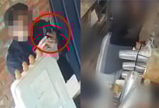 등 뒤에서 '찰칵'...카페 사장님 몰래 촬영한 남성 "내 이상형"