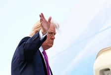 기름줄 끊긴 동맹국 난리났는데…트럼프, 호르무즈 막힌 채 전쟁 종료?