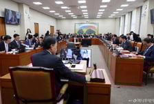 [단독]정무위 움직인다…내달 중순 소위·전체회의 개최 추진