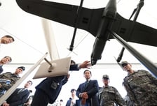 '첨단국방 피치데이' 개최…민간 드론 기술 軍 활용 검토