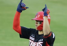 김도영 시즌 1호 홈런 폭발! 비난 대신 격려 꽃감독 "어떻게 항상 잘 치겠는가" 사령탑 믿음에 부응했다 [잠실 현장]