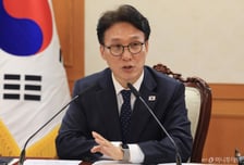 김민석 총리 "클럽에 각성제 껍질?…마약류 대응체계 전면 재점검"