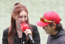 [포토] 박지영 아나 리드에 나성범 술술