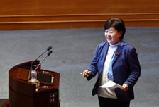 환율안정·노동절 공휴일법 통과… 새 법사위원장에 서영교