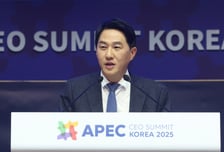 두나무 "지분구조 계획 수정 없다,  합병완료 즉시 IPO 추진"