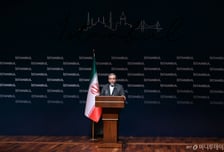 이란 외무 "美 특사와 메시지 교환"…물밑 대화 인정