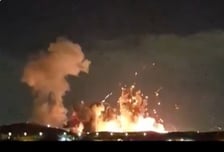 '괴물폭탄' 벙커버스터 꽂은 트럼프 VS 이란 "미국 기업 파괴"