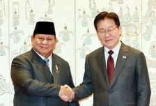 이재명 대통령, 인니 정상에게서 선물받은 '발리 크리스'는 무엇?