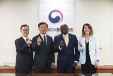 "결제 수수료 인하 적용 시점, 당겨달라"…김종철, 구글과 면담