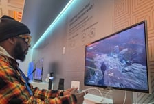 중대형 디스플레이 'OLED 전환' 가속…메모리 가격은 변수