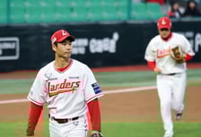 '日 국대 출신 맞나' 사령탑 극찬에도 '9피안타 3폭투 5실점' 악몽 같았던 KBO 데뷔전 [인천 현장]