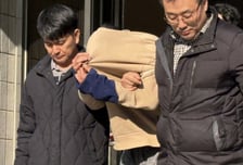 집 찾아내 인분 테러...배민 외주사 위장취업 '보복 대행' 일당 구속송치