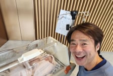 "부모 나이 합치면 100살"…배우→간판공 김홍표, 아빠 된 근황