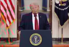 확전 시사한 트럼프, 호르무즈 개방은 외면…"중장기적 대비책 필요"