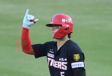 [포토] 김도영 '행운도 실력'