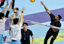 [포토]'높이가 다르지!' 레오