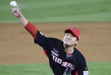 [포토] 전상현 '손끝 느낌 굿'