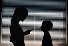 "같이 죽자" 장애 아들 혼자 키우다 살해 시도…30대 친모 '집유'