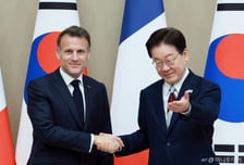 李대통령, 마크롱에 "중동 위기 협력 방안 모색하길…G7 초청 수락"