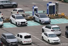 중동 전쟁에 '친환경차' 질주…수요 더 가팔라졌다